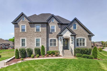 1014 Keeneland Dr