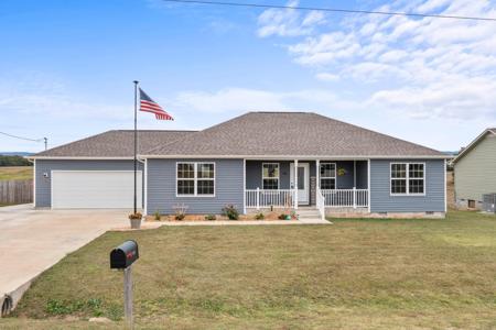 481 Strawberry Dr