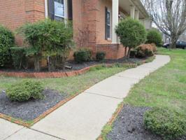 1439 Kensington Dr