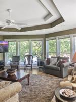 191 Lakeshore Cir 