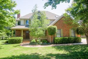 1619 Kensington Dr