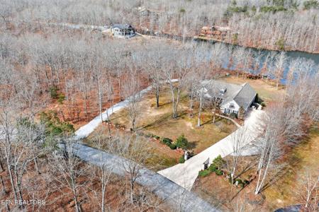 235 Sycamore Bnd
