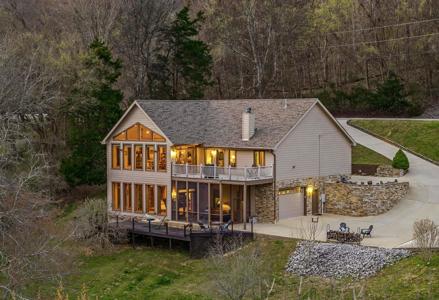 525 Harbor Dr