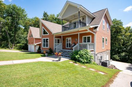 450 Maury Lane