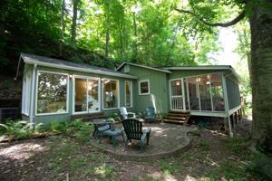 346 Pucketts Point Rd