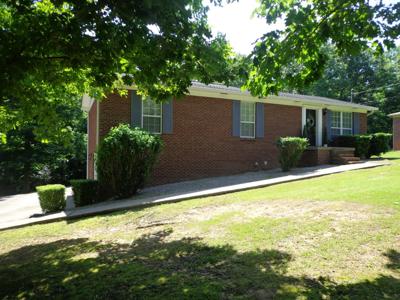 809 Oakland Dr