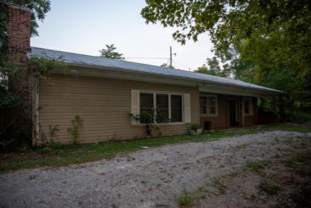 1572 Webbs Camp Rd