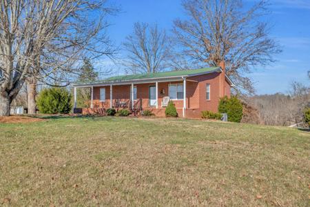 42 Chandler Rd