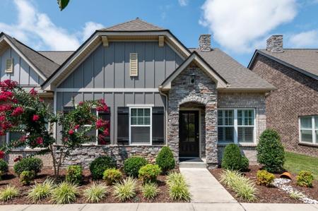 140 Kings Knoll Blvd