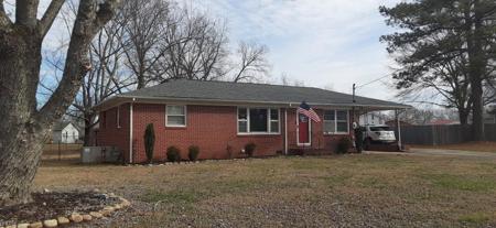 401 Circle Dr