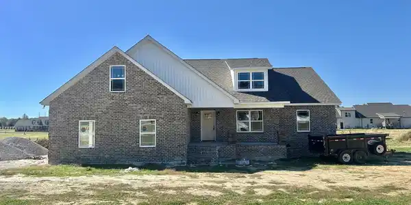 345 Randall Ln