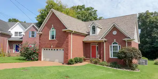 4304 Cambridge Dr