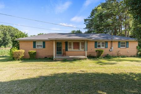 4229 Eastbrook Rd