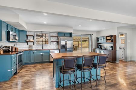 2673 Mossdale Dr