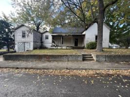 119 Shepard St N