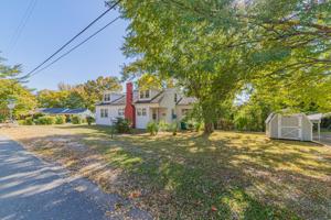 118 5th Ave NE