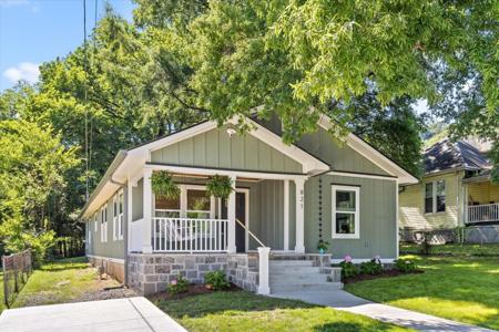 821 Spears Avenue