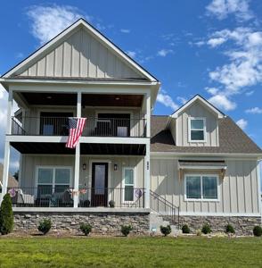368 Hammock Dr