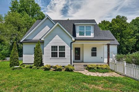 105 Shiloh Ln