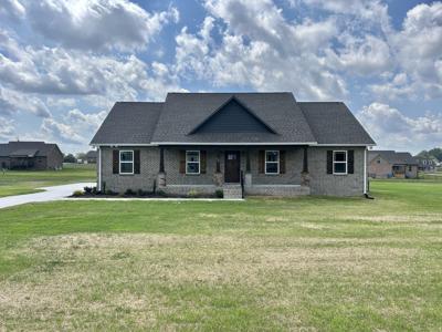 225 Randall Ln