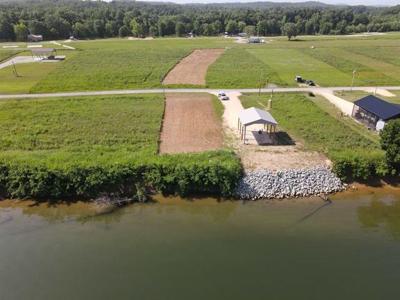 705 River Front Dr