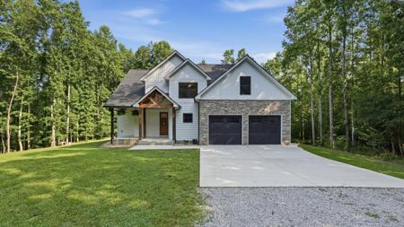 209 Tree Hill Ln