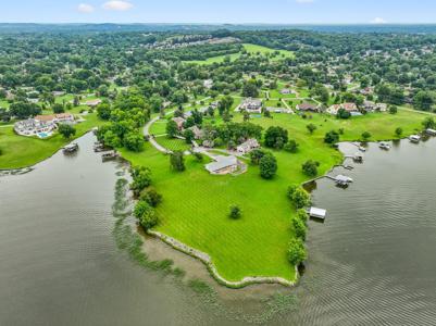 413 Private Dr