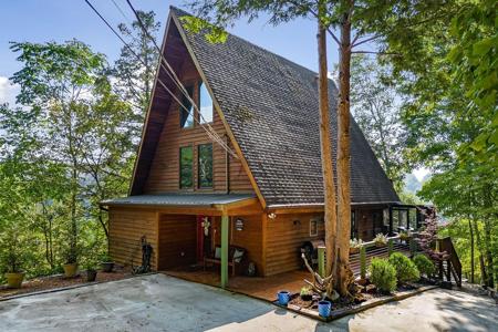 144 Lakeview Ct