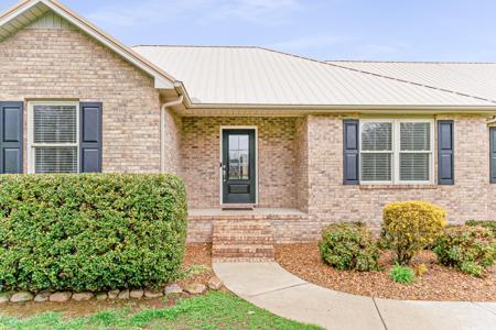 261 Dry Creek Ln