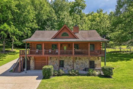 110 Baymont Dr