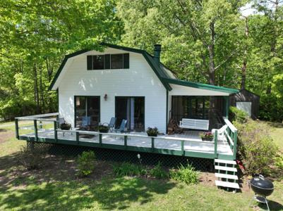 77 Hickory Cir