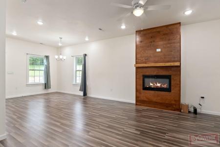 598 Collins River Dr