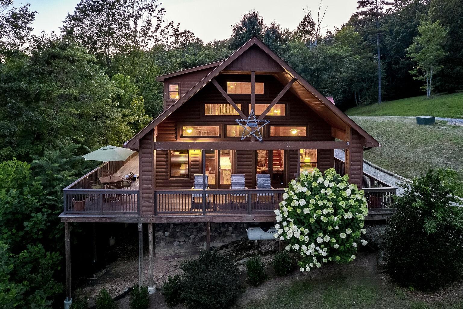 200 Deerwood Ct, Smithville, TN lhrmls01722449