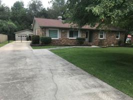 194 Lake Ct