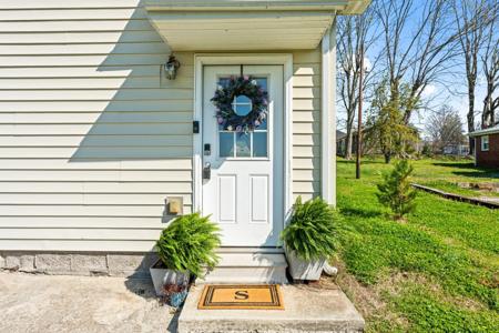 525 Sharp Springs Rd