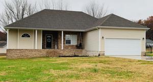147 Rebecca Ln W