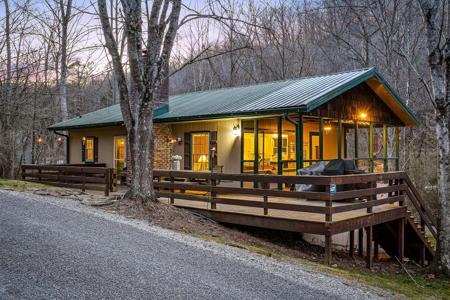 422 Cooper Ln