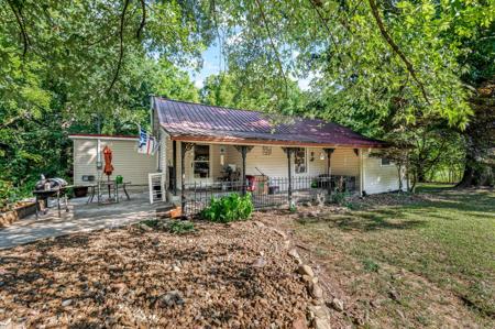 81 Pleasant Grove Ln