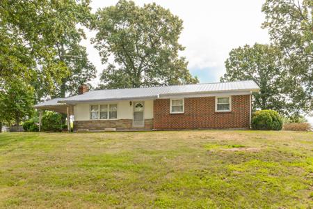 6863 McMinnville Hwy