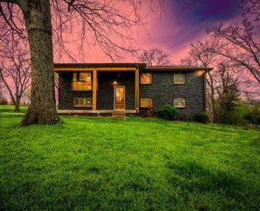 127 Veebelt Dr