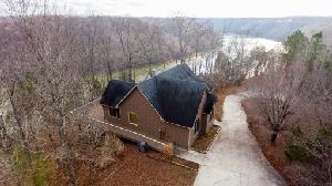 4600 Four Seasons Rd