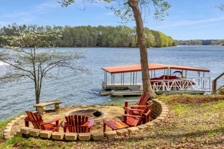 71 Narrows Dr