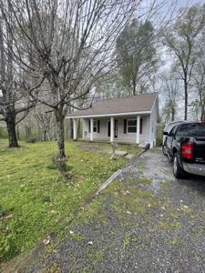 1879 Holly Creek Rd