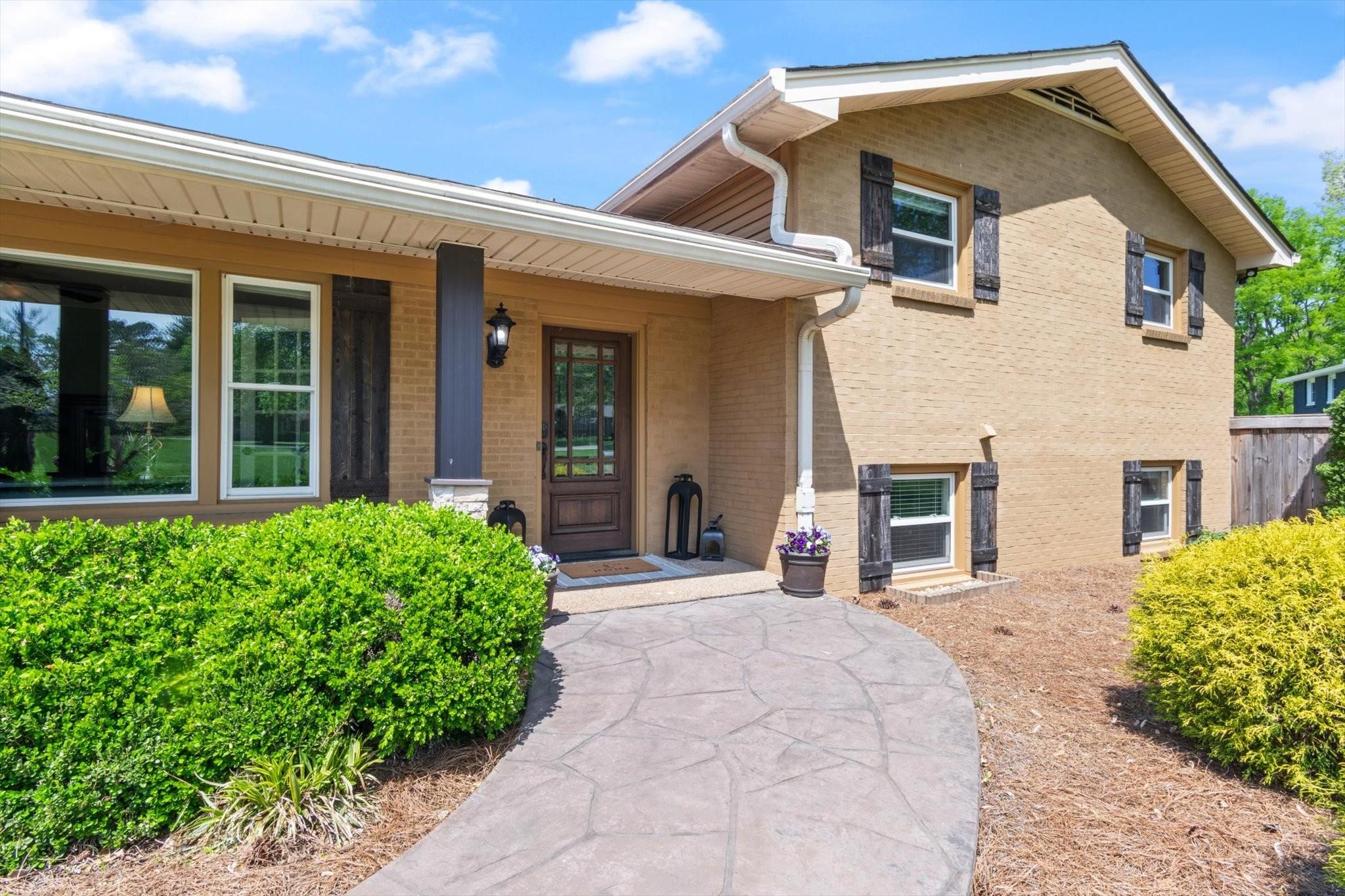 192 Cherokee Rd, Hendersonville, TN lhrmls02128517