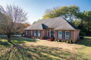 1423 Kensington Dr