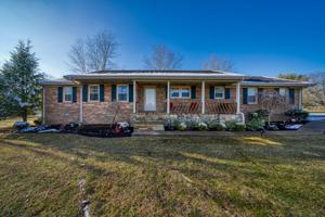 151 Rolling Acres Rd