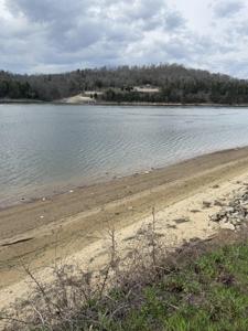 706 River Front Dr S
