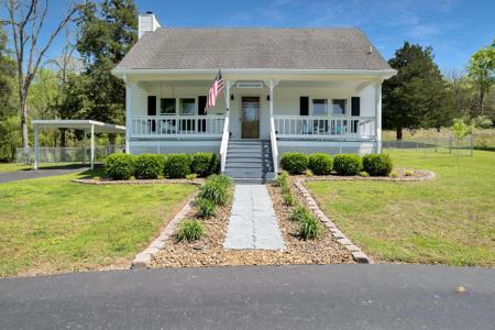175 Lakeside Dr