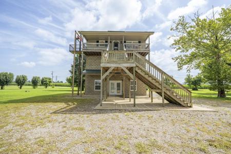 965 ARNOLD LN