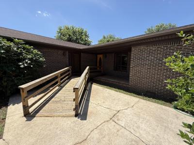 1419 Dripping Springs Rd